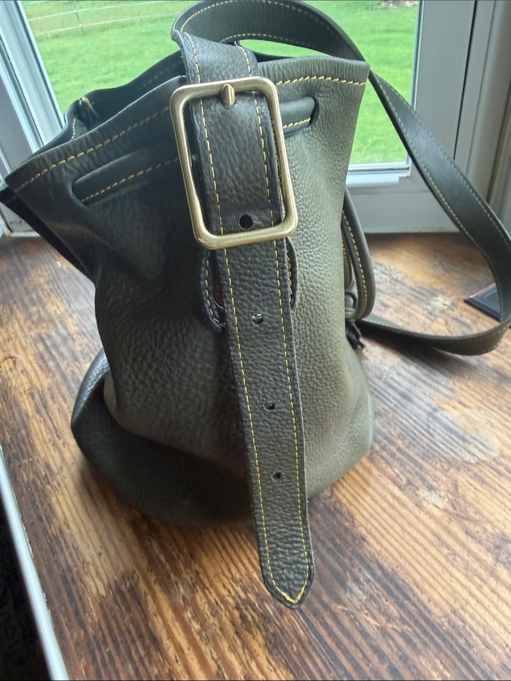 KMM and Co Blue Green Leather Bucket Bag - Women - Picture 5 of 11